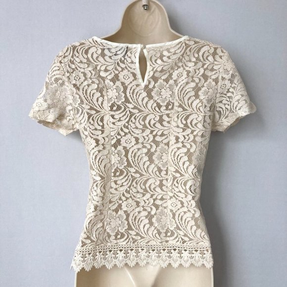 ROMEO + JULIET Ivory Creme Lace Top - Picture 7 of 7